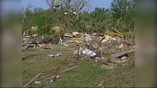 A look back at the March 12 2006 tornado outbreak in the Ozarks [upl. by Trin305]