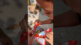 Ifraz আর Ehaan chips এর packet থেকে কি gift পেল youtubeshorts funny shorts [upl. by Lait409]