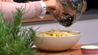 Paradijselijke pastasalade met Calvé Mayonaise [upl. by Bostow]