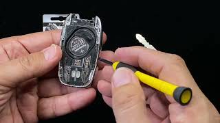 1 minute How to Change Battery Chrysler Pacifica Key Fob 20172024  Fast and Easy [upl. by Madaras191]