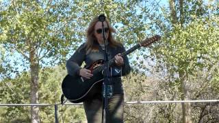 Melissa Etheridge  Ruins  Living Free Fundraiser IdyllwildCalifornia  5 October 2013 [upl. by Satterfield]