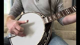 Maple Neck vs Mahogany Neck Huber Banjos [upl. by Nyliahs]