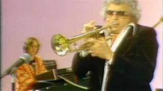 Maynard Ferguson  Gonna fly now  Mike Douglas Show 1977 [upl. by Cannice]