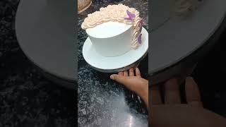 Newdesignblackforestbutterflydropdesigncaketrendingcakedecoratingviralvideo [upl. by Accemahs71]