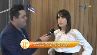 Maria Casadevall evita falar de namoro com Caio Castro  TV Fama 19092014 [upl. by Acinorej]