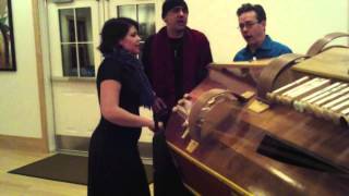 Tim Eriksen Trio de Pumpkintown and the Worlds Largest Hurdy Gurdy [upl. by Luy]