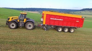 Ramassage dherbe  GAEC du Mont du Ciel  Autochargeuse  Schuitemaker  JCB fastrac [upl. by Pauwles]