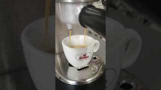 Delonghi Dedica EC685 espresso [upl. by Notxam]