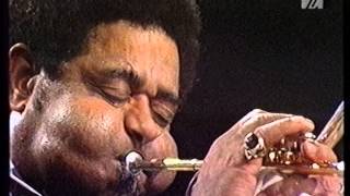 Dizzy Gillespie  Jazz Giants  Tivoli november 1971  Tin Tin Deo [upl. by Aztinay]