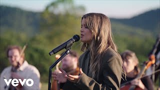 Maren Morris  Humble Quest In Rare Form [upl. by Mirella]