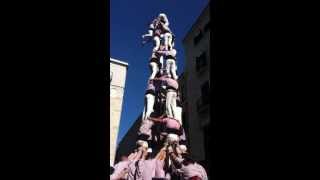 Caida Castellers Girona St Narcis 2013 [upl. by Aimil]