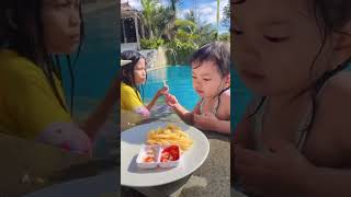 Renang sambil nge meal shorts shortvideo reels fyp viralvideo feedshorts [upl. by Goeselt]