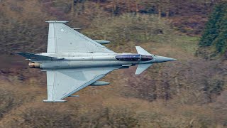 RAF TYPHOONS  A400M  RAF HAWKS  LOW LEVEL  LAKE DISTRICT  LFA17  THIRLMERE [upl. by Olegnalehcim]