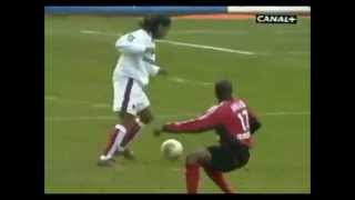 Goal by Ronaldinho against Guingamp  Goal of the year to Ligue 1  2003 [upl. by Annissa]