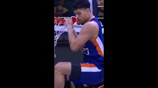 Bates DUNKS HARD for Meralco vs San Miguel 💥  PBA SEASON 48 PHILIPPINE CUP FINALS [upl. by Bird]