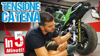 Regolazione catena alla moto con la dinamometrica [upl. by Munster]