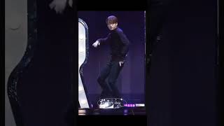 BTS dance junkook smileshortfeedtrending watsappstatusjungkook vsall groupssubscribemychannel [upl. by Ilarin]