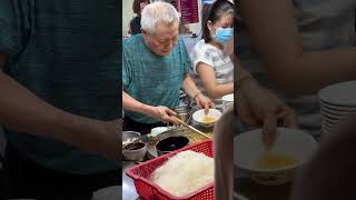 士林美味名物「光輝肉羹」，在地人才知道的美味 Shilin Radiant Meat Soup [upl. by Annej]