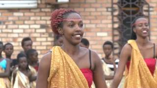 URUGANGAZI BALLET PERFORMING IN HOLIDAYS IN MUSEUMS CLOSURE DECEMBER 2016 [upl. by Massab346]