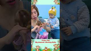 Monkey Hair Red and baby Diem are curious to eat sour tamarind part 4 [upl. by Jacintha]