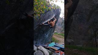 💎 Dr Med Dent 7B 🇨🇭 Awesome 🤩 Boulder Chironico  Switzerland rockclimbing bouldering boulder [upl. by Atirabrab]