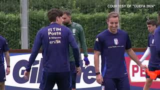 ItaliaIsraele lallenamento completo degli uomini di Luciano Spalletti [upl. by Bernard]