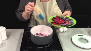 Cómo preparar almíbar de frutos rojos para Tarta Pavlova [upl. by Dellora]